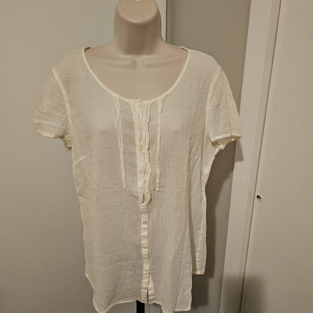 Eddie Bauer short sleeve gauzy top sz Med
